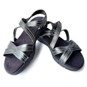 Aerosoles Criss Cross Black Sandals